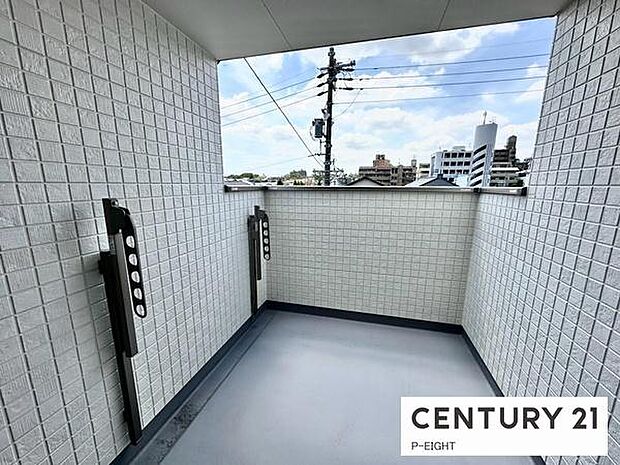 洗濯物は日当たりの良いバルコニーへ!