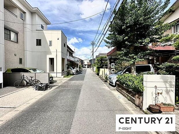 アスファルト舗装の道路です！