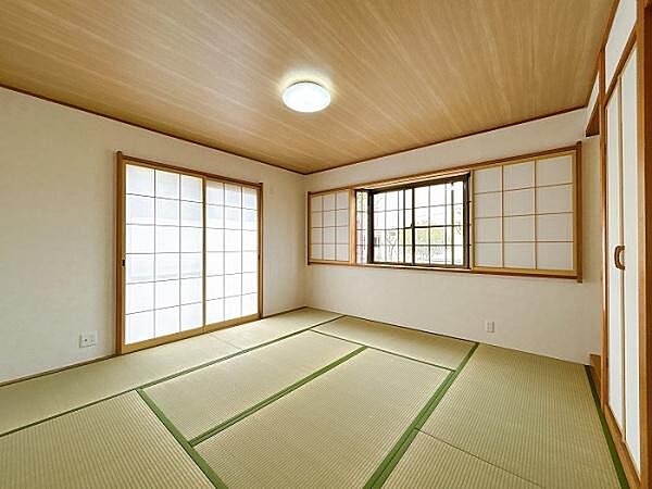 和室　別角度