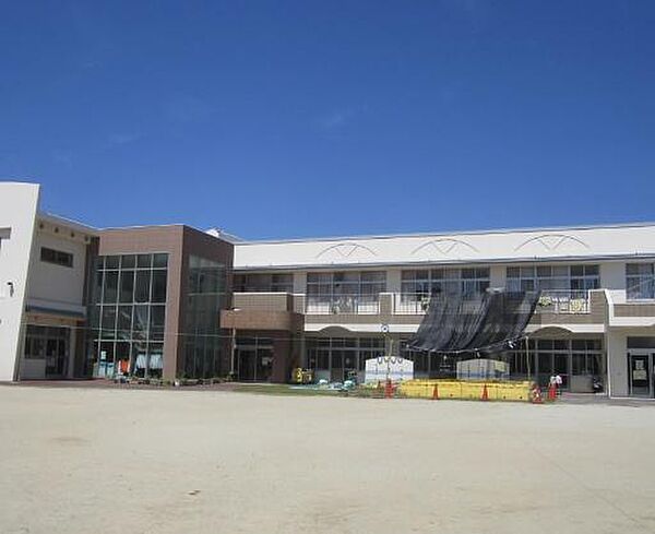 日進市立新ラ田保育園まで2425m、現地から2425m