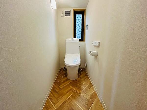 トイレ新品交換済み