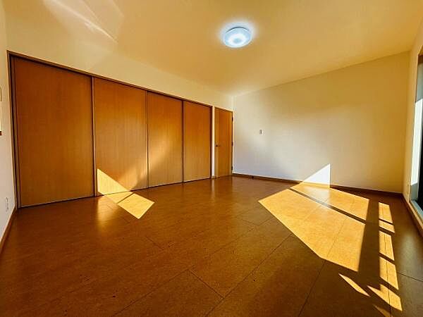 2階北側洋室6帖