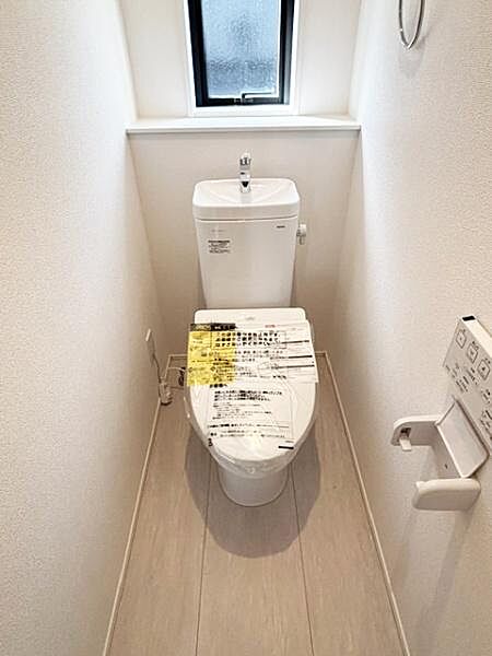 トイレは1階2階と2ヶ所付き