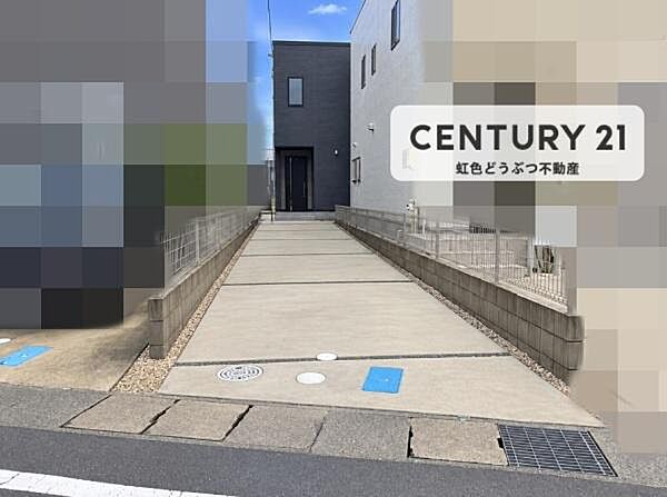 3ｍの幅員なので駐車しやすいです