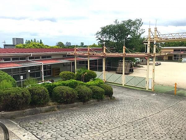 豊田市立童子山こども園まで358m、現地から358ｍ