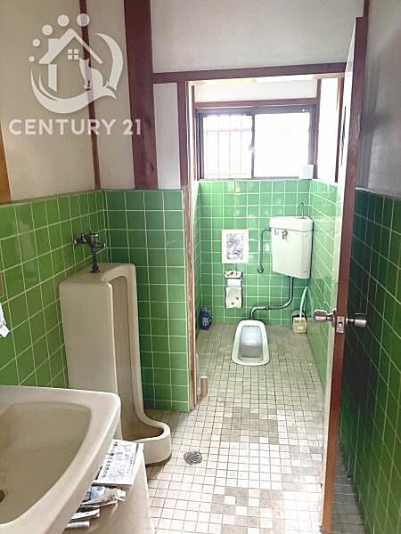 トイレを拡大表示