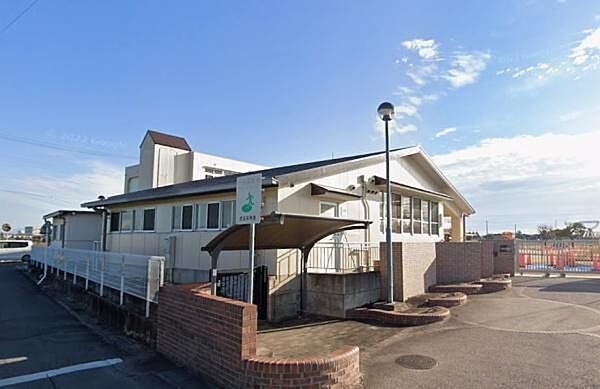 西部保育園まで966m