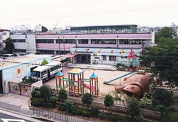 学校法人薫英学園かおり幼稚園まで200m