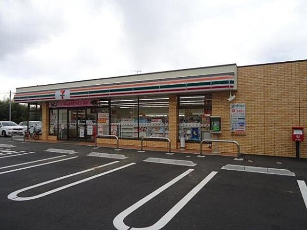 セブンイレブン千葉鎌取町店まで441m