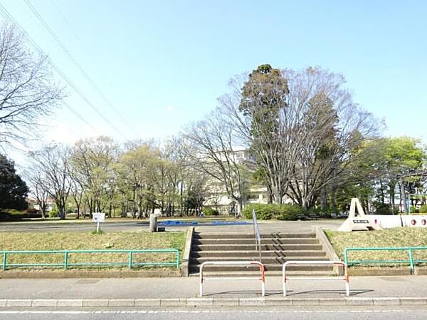 城北公園まで10m