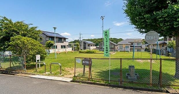 遠山児童公園まで43m