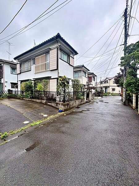【前面道路】 閑静な住宅街