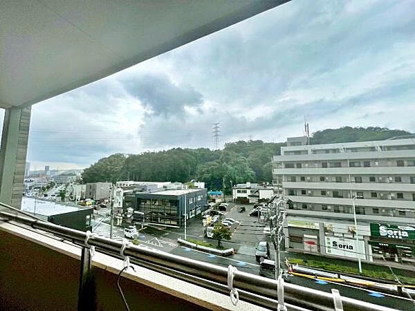 バルコニーを拡大表示