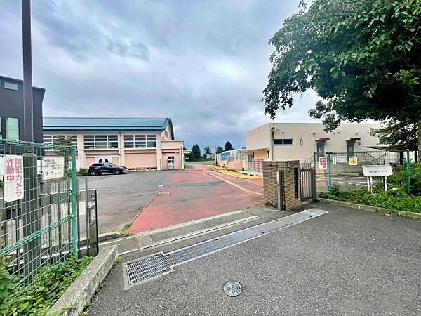 八王子市立第六中学校まで1116m