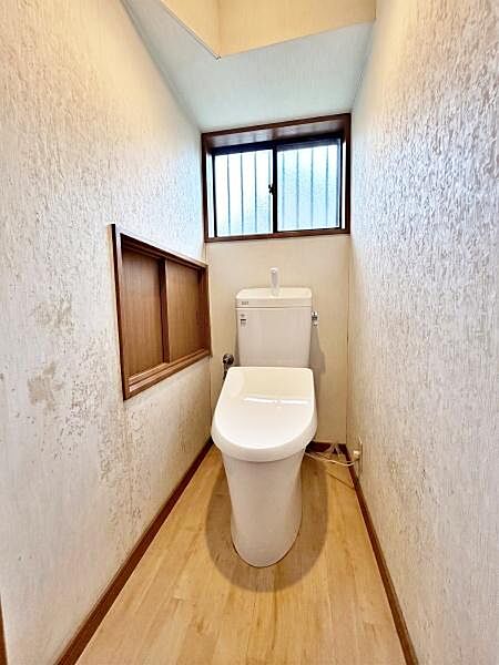 トイレを拡大表示