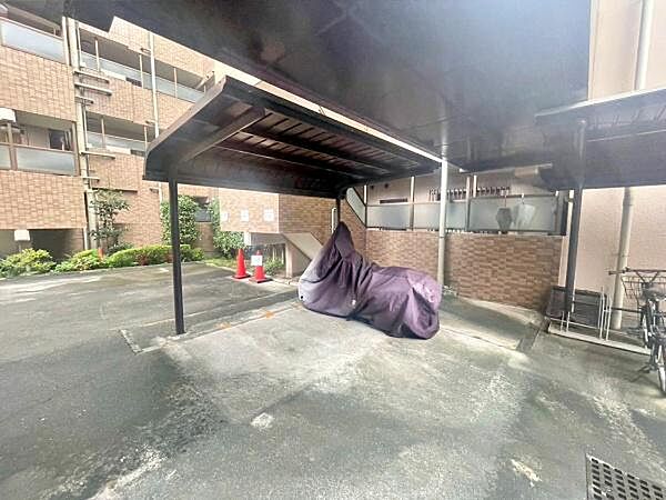 【駐輪場】バイク置き場
