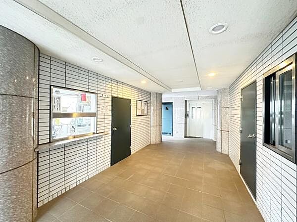 【エントランス】綺麗に保たれています
