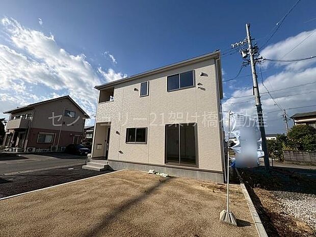 側面から見た外観です。