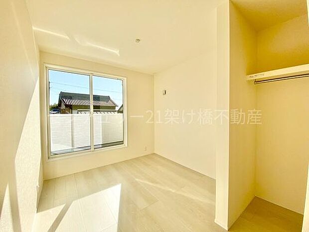 【2階　南側洋室 5.16帖】2階全洋室ウォークインクローゼット完備◎