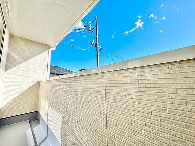 【バルコニー】2面バルコニーで採光・通風良好です♪