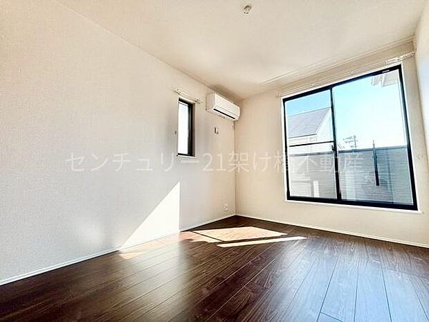 二階洋室6.0帖 エアコン付きです!