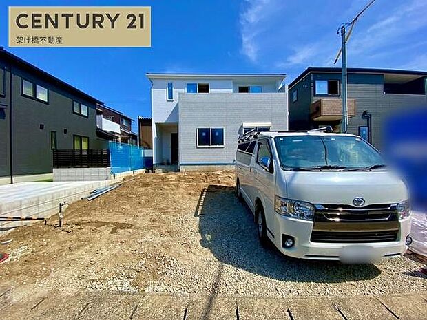 ●駐車たっぷり並列3台可能◎