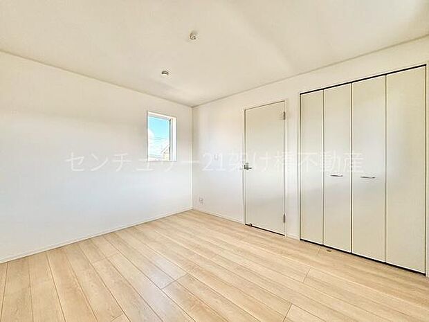 【2階　洋室　7帖】
