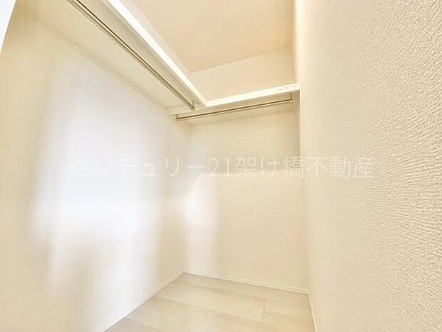 【洋室 7.75帖】ウォークインクローゼット