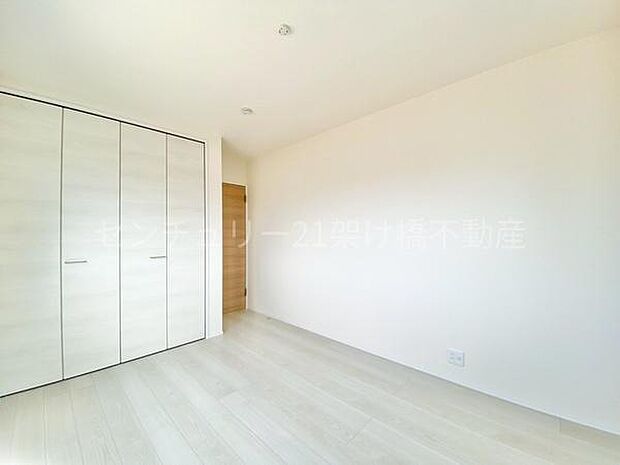 【洋室 6帖】全室クローゼット完備◎