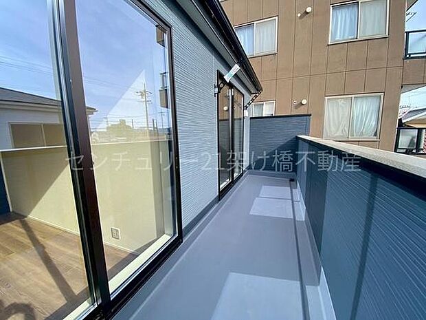 【バルコニー】別角度
