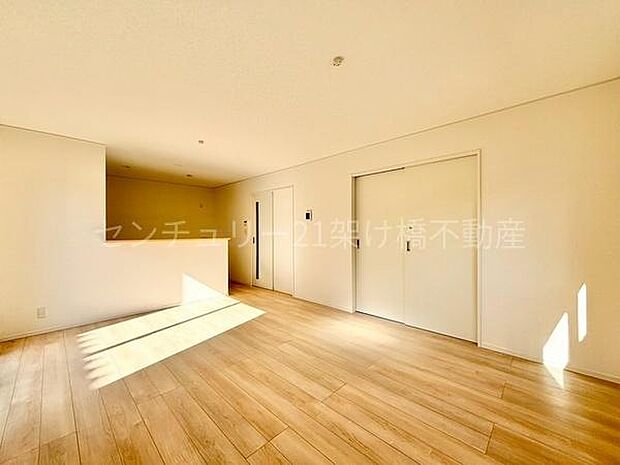 【ＬＤＫ 16帖】人気の縦型ＬＤＫ♪ご家族の様子を見守りながらお料理ができます◎