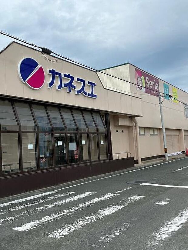 カネスエ蔵子店まで712m、カネスエ蔵子店