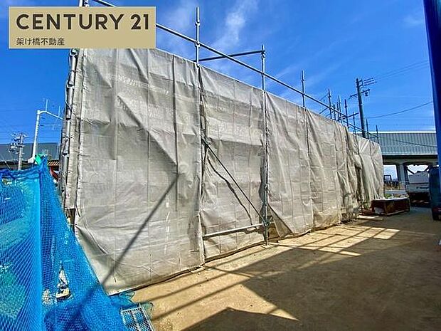 ●駐車たっぷり並列3台可能◎