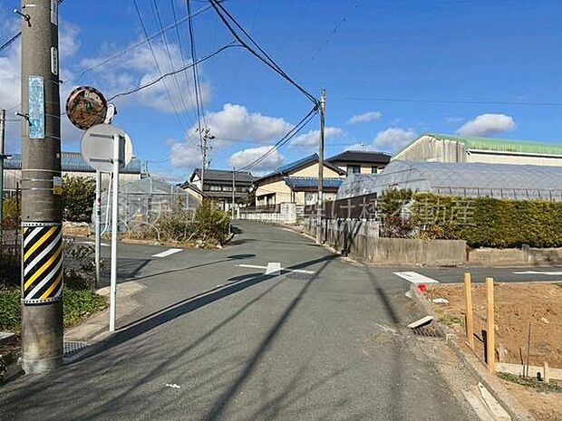 西側公道約4.52ｍ