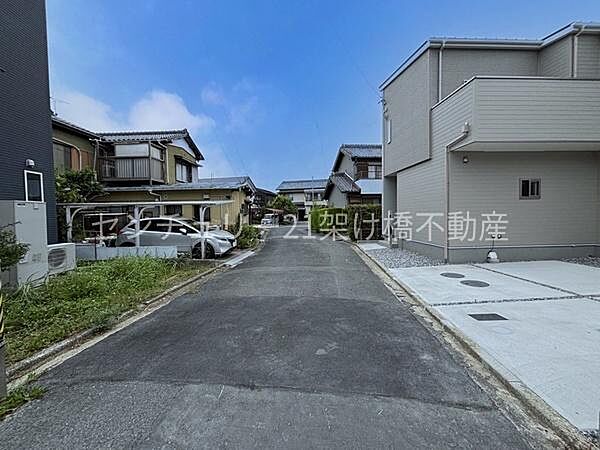 西側公道約5.1ｍ