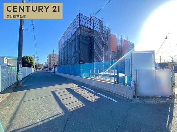 北西側公道約5.9ｍ北東側公道約5.9ｍ