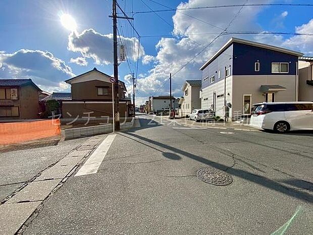 西側公道約5.8ｍ