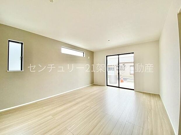 【LDK 16帖】南向き2面採光で明るいLDKです◎