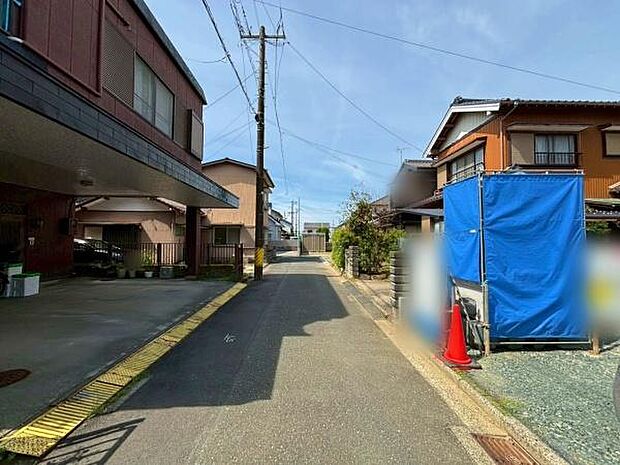 南東側公道4ｍ