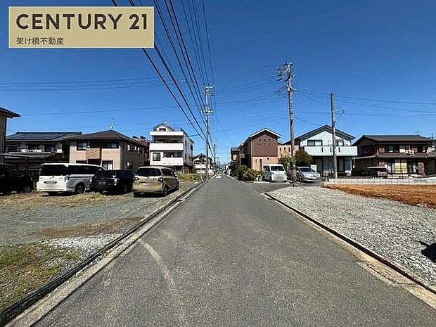 角地です♪北側公道約4.4m西側公道約5.1m