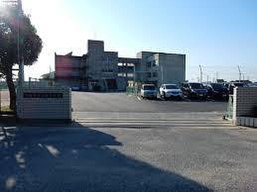 豊橋市立南稜中学校まで2771m、豊橋市立南稜中学校