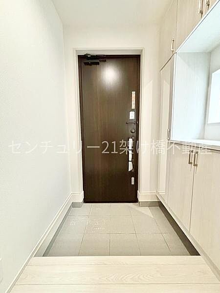 玄関を拡大表示