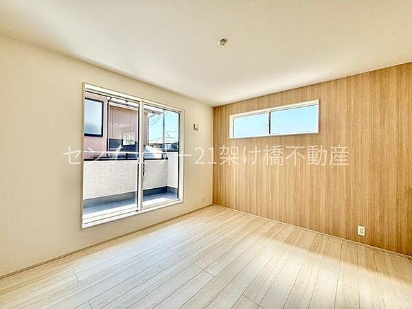 洋室を拡大表示