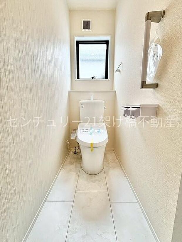 トイレ2箇所ございます。