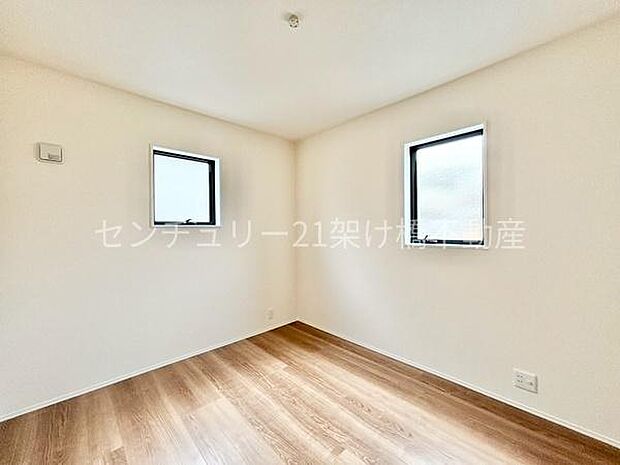 【1階 洋室5.2帖】