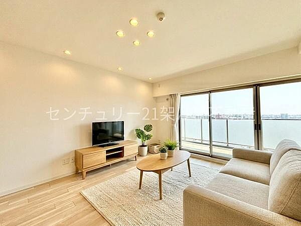 本画像はAI家具配置イメージです。画像内家具は架空デザインであり、実在製品とは異なります。家具等は販売価格に含まれません。細部設備は一部描写されていない箇所がございます。あらかじめご了承ください。