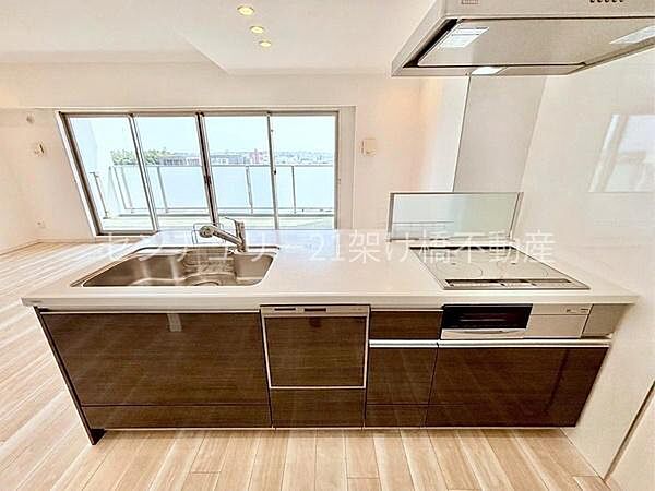キッチンを拡大表示