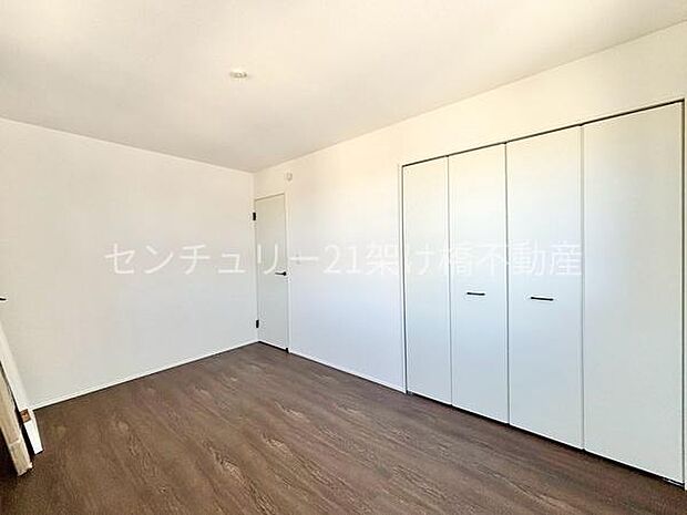 【2F　洋室　6.75帖】