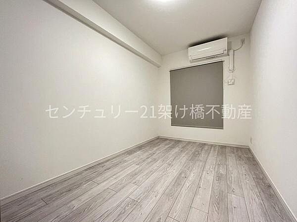 【洋室6帖】ウォークインクローゼット付きの洋室