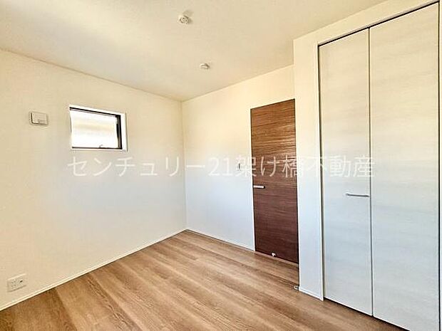 【2F 洋室 5帖】